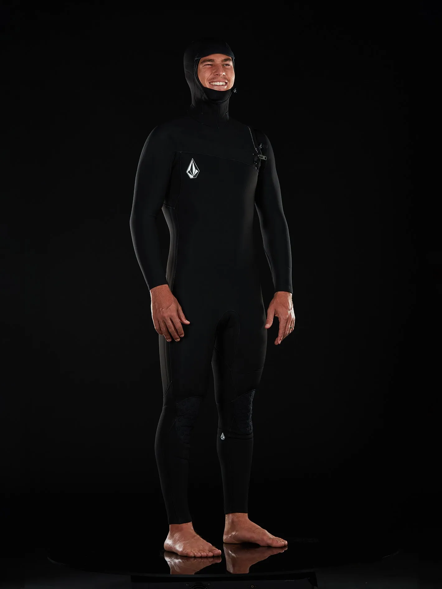 Modulator 4/3mm Hooded Long Sleeve Chest Zip Wetsuit - Black (2022)